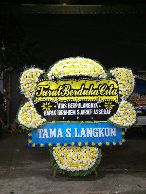 Papan Bunga Duka di Kalisari